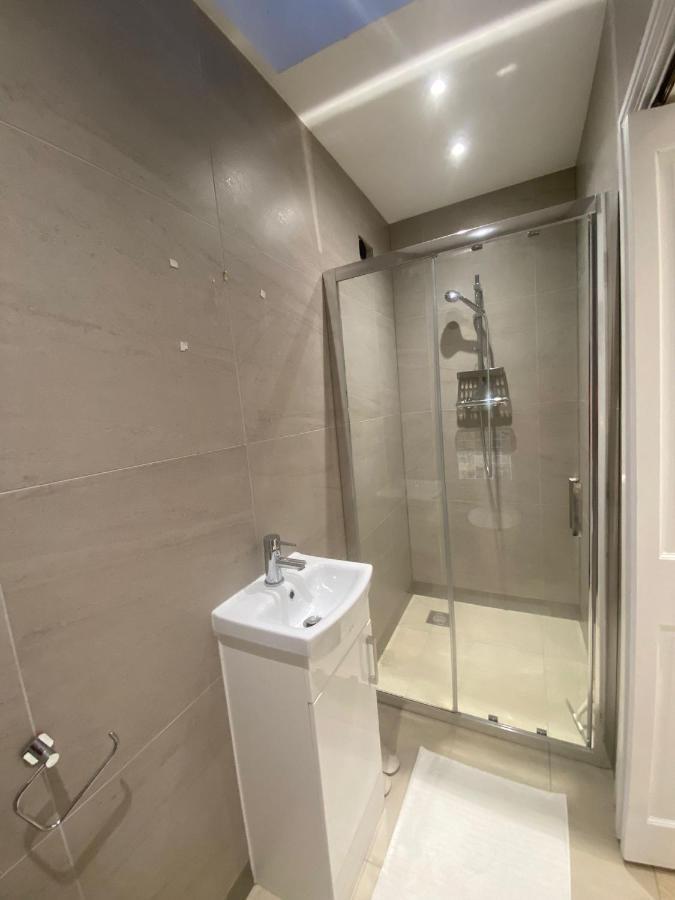 Dannifar Guest House Londres Extérieur photo